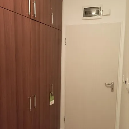 марина кеѝп, Apartamento